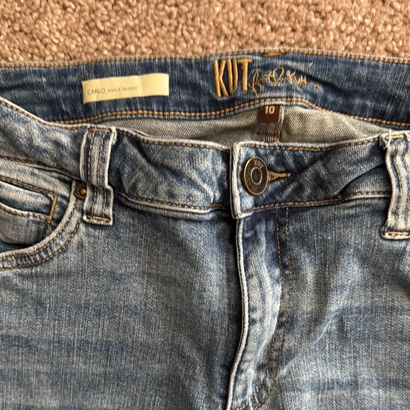 Kut from the Kloth Light Blue Skinny Jeans - Picture 2 of 3